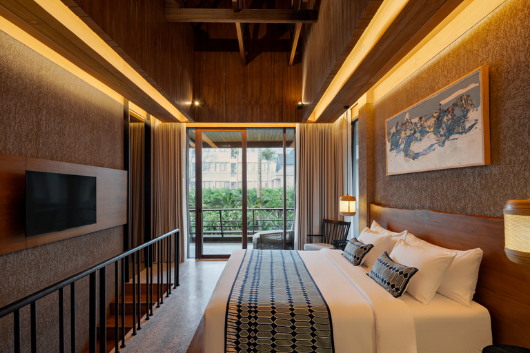 Duplex, Executive, Suite