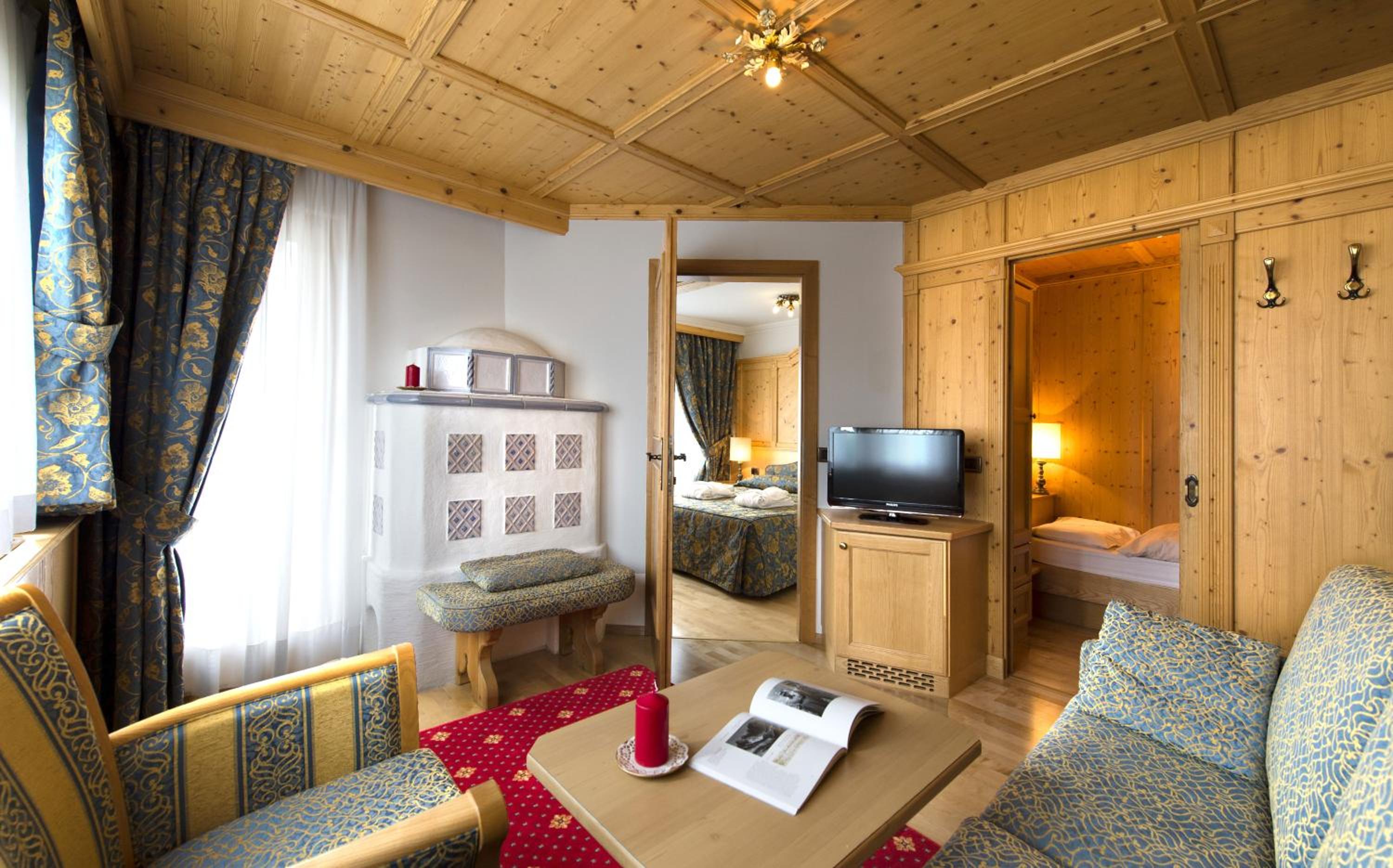 ALPEN HOTEL CORONA 37/58