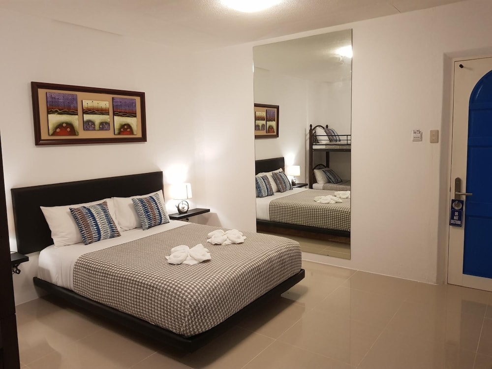 D' Gecko Hotel 16/54
