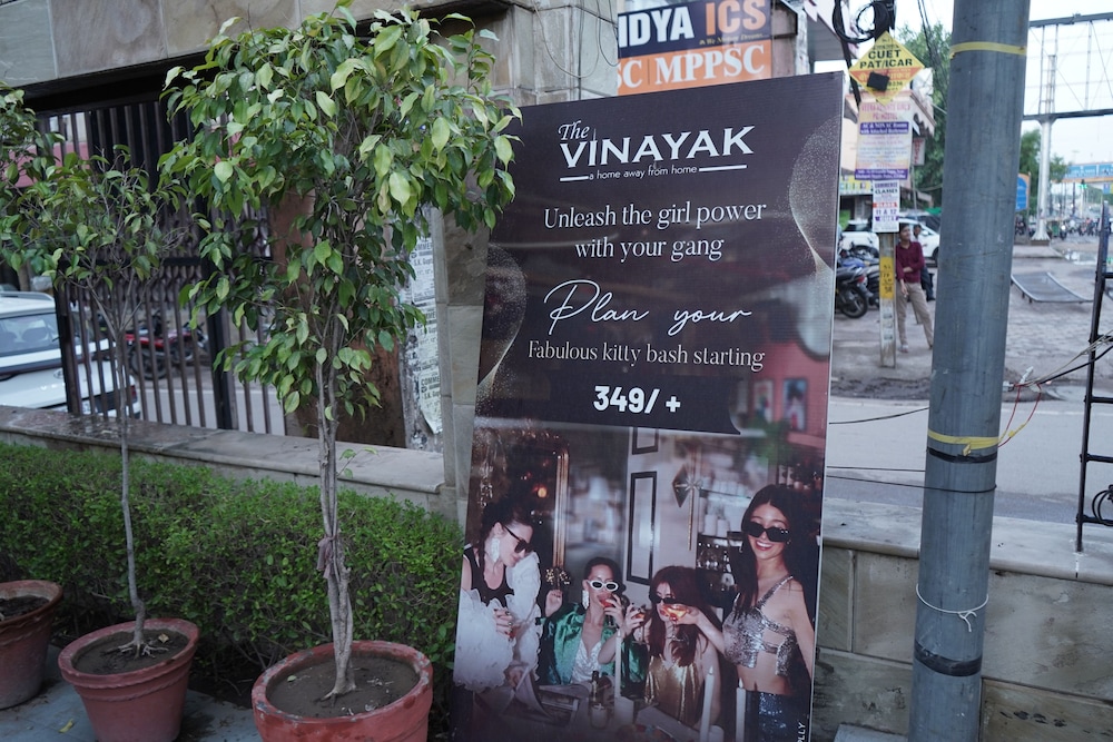 THE VINAYAK 6/54