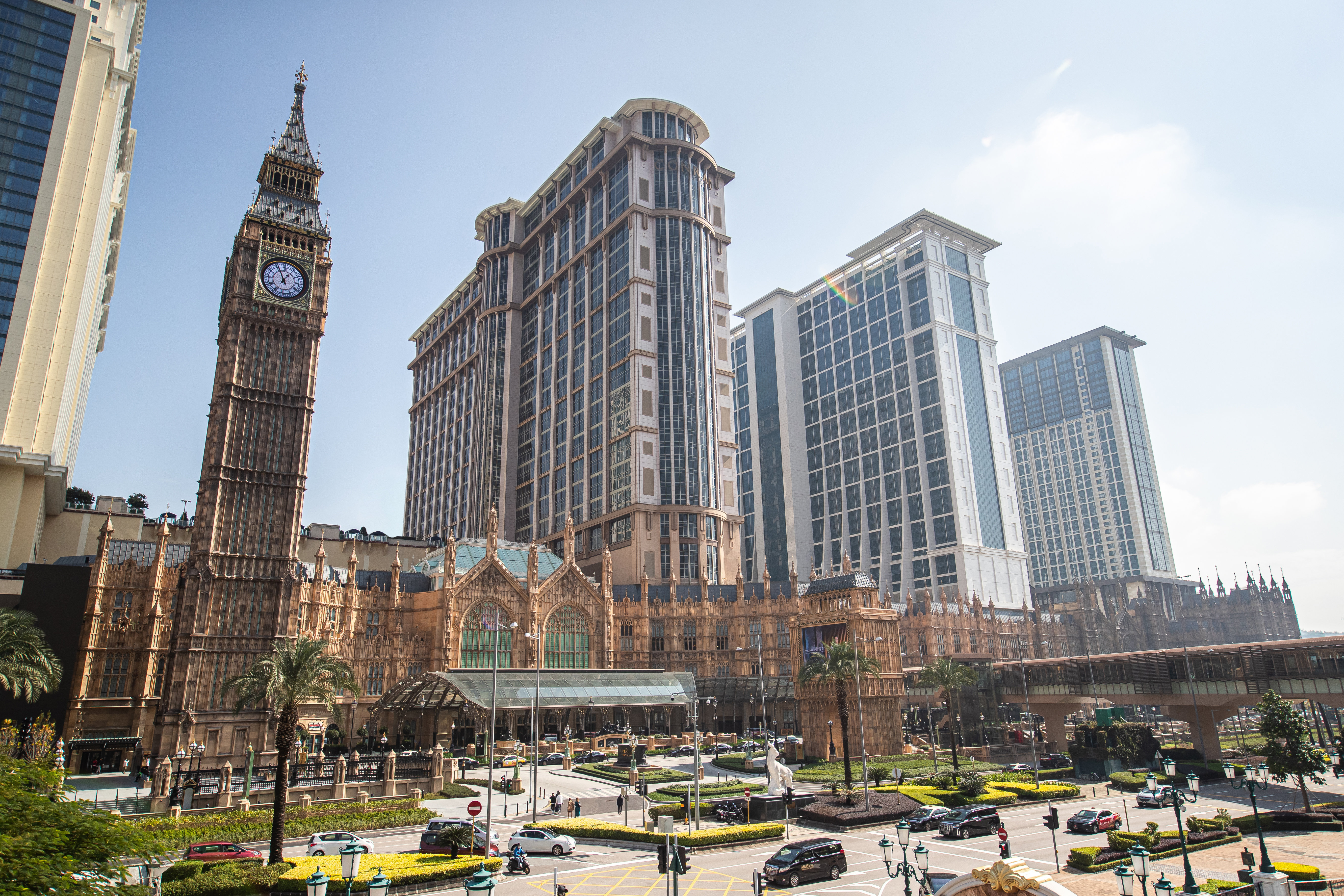 The Londoner Hotel (ex Holiday Inn Macao Cotai Central) 40/50