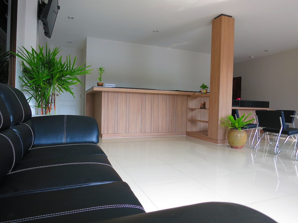 Winrisa Place 4/40