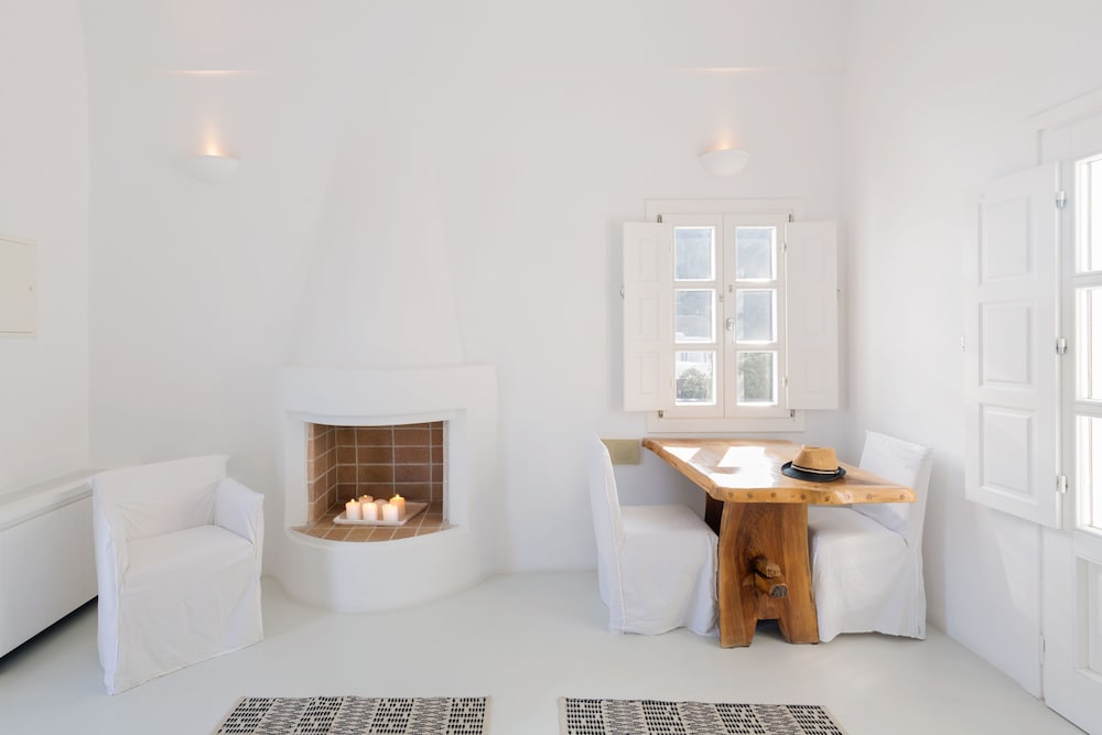Aenaon Villas 10/27