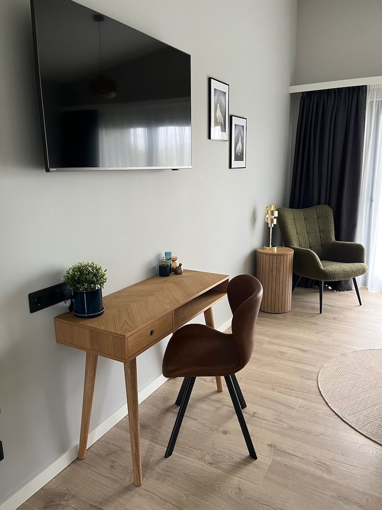 ICELANDAIR HOTEL HAMAR 49/68