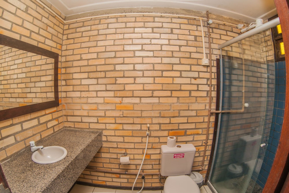 Economy Flat 46/47