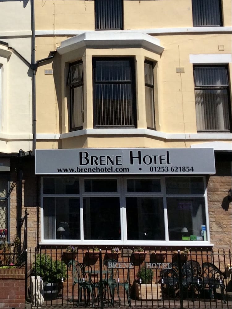 Brene Hotel 1/48