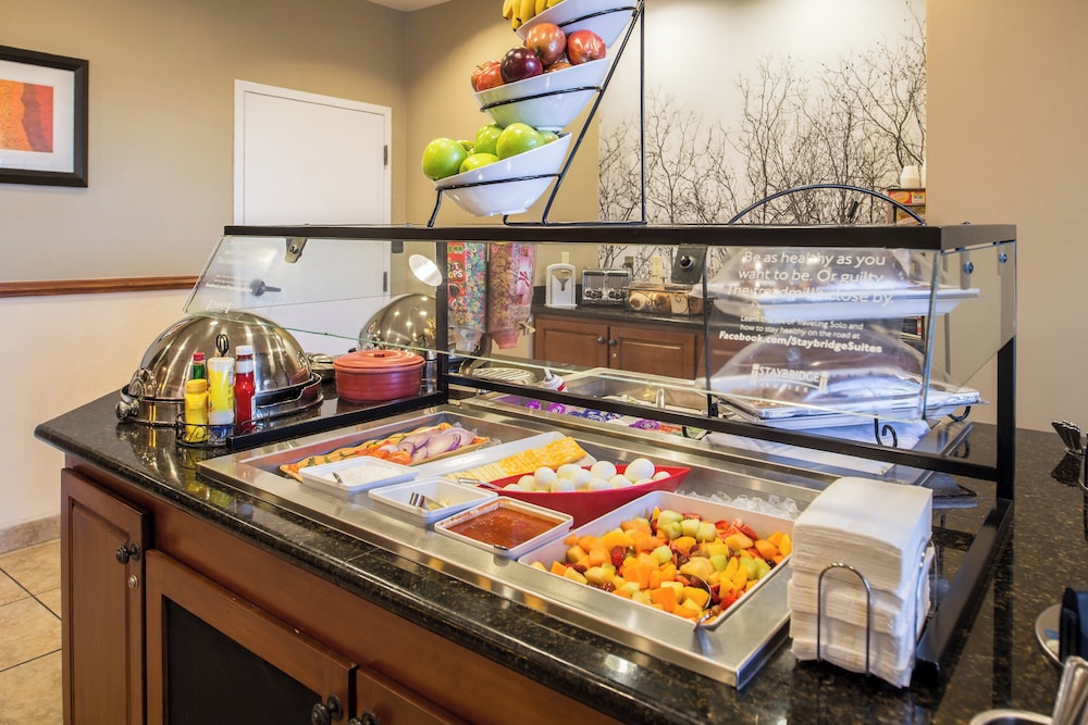Staybridge Suites Las Cruces 8/72