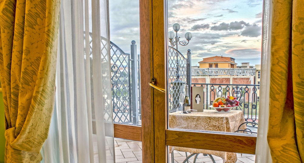 Afrodite Boutique Hotel 43/64