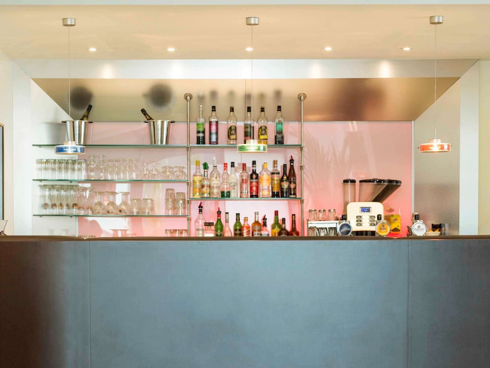 ibis Esch Belval 42/64