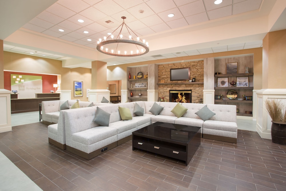 Holiday Inn Colorado Springs(Airport) 32/49