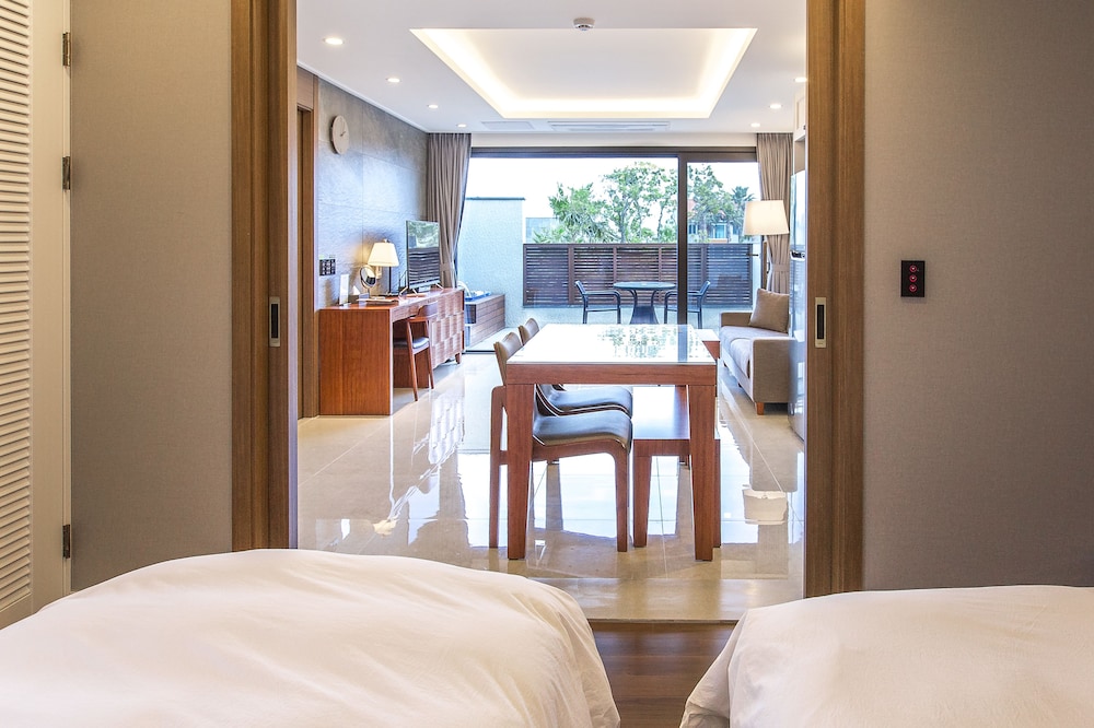 Leeum Island Spa & Pool Villa 7/50