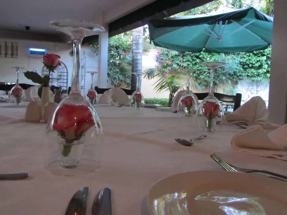 Little Tuscany Boutique Hotel 15/22