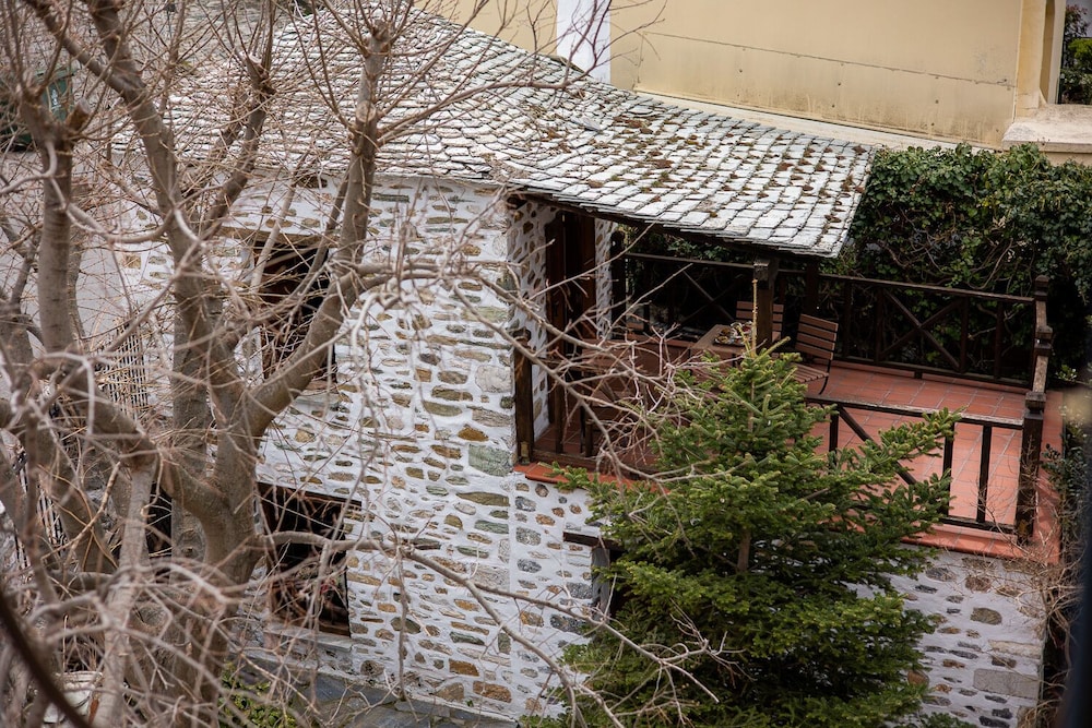 Archontiko Naoumidi 1/49
