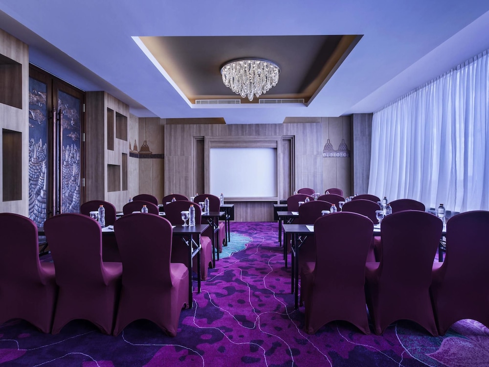 Grand Mercure Yogyakarta Adi Sucipto 58/70