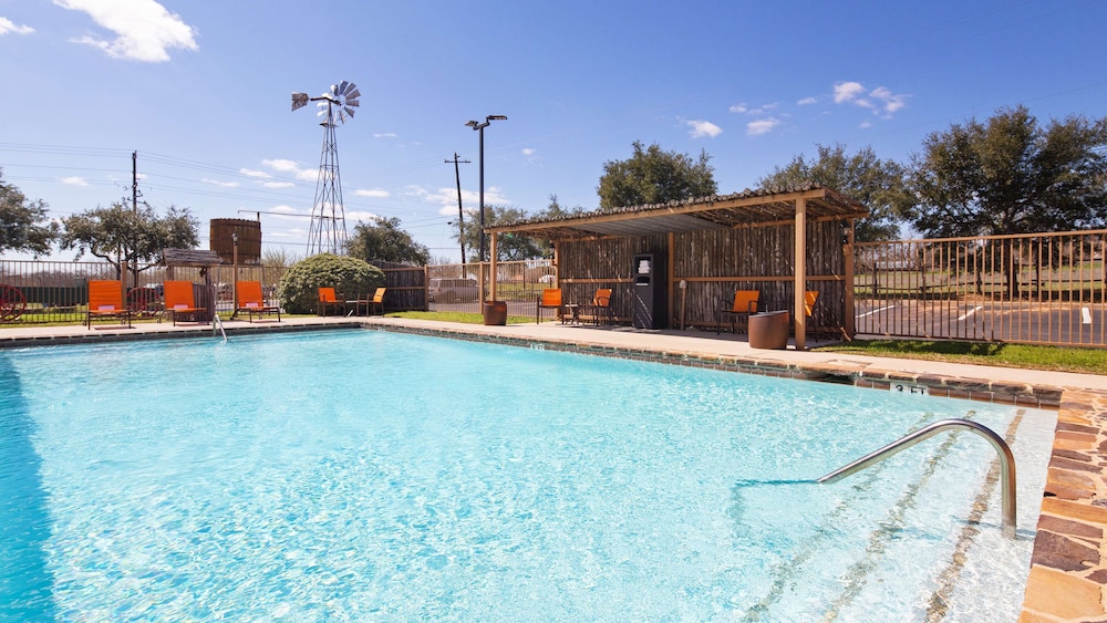 Best Western Plus Fredericksburg 6/34