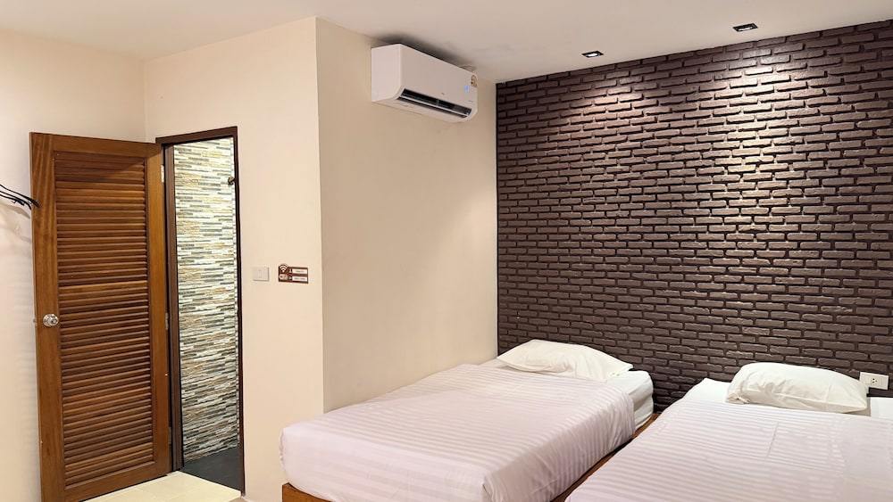 Standard, Twin Beds, No Balcony