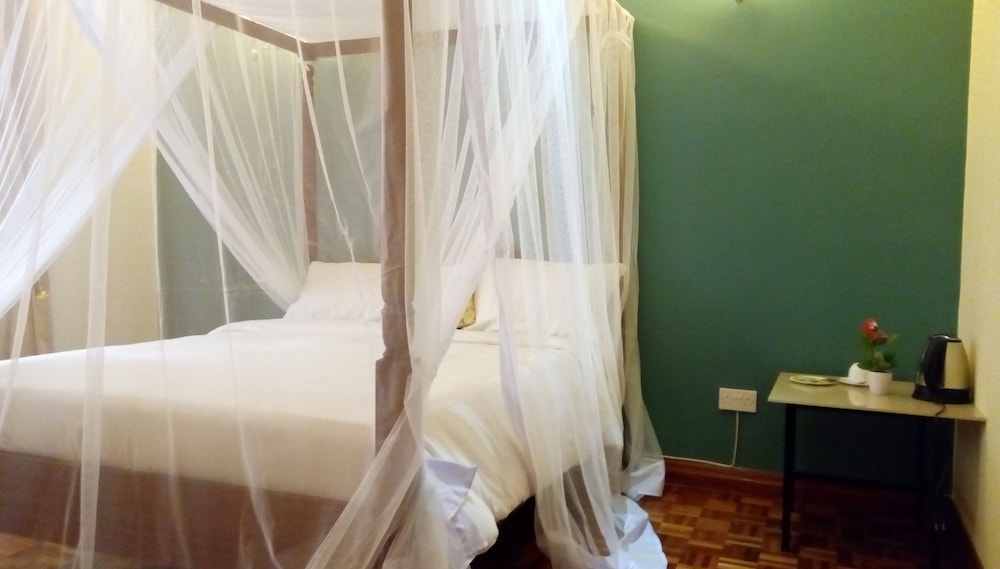 ROOM, DOUBLE BED
