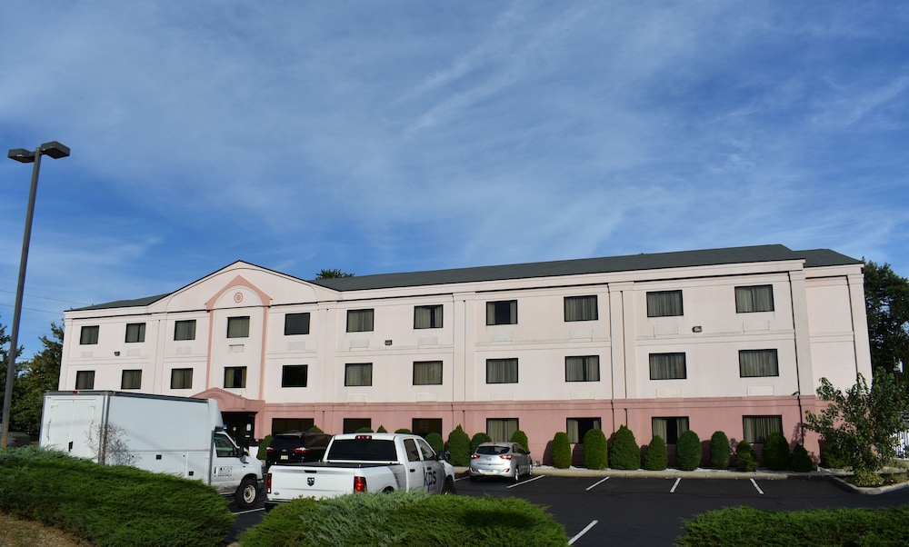 Comfort Inn Bordentown Near NJ Turnpike 3/40