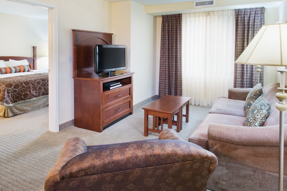 Staybridge Suites Everett - Paine Field 51/80