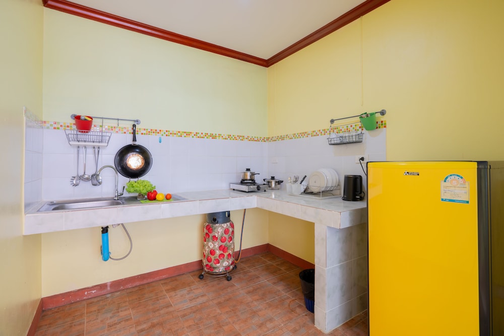 LEMON HOUSE 15/52