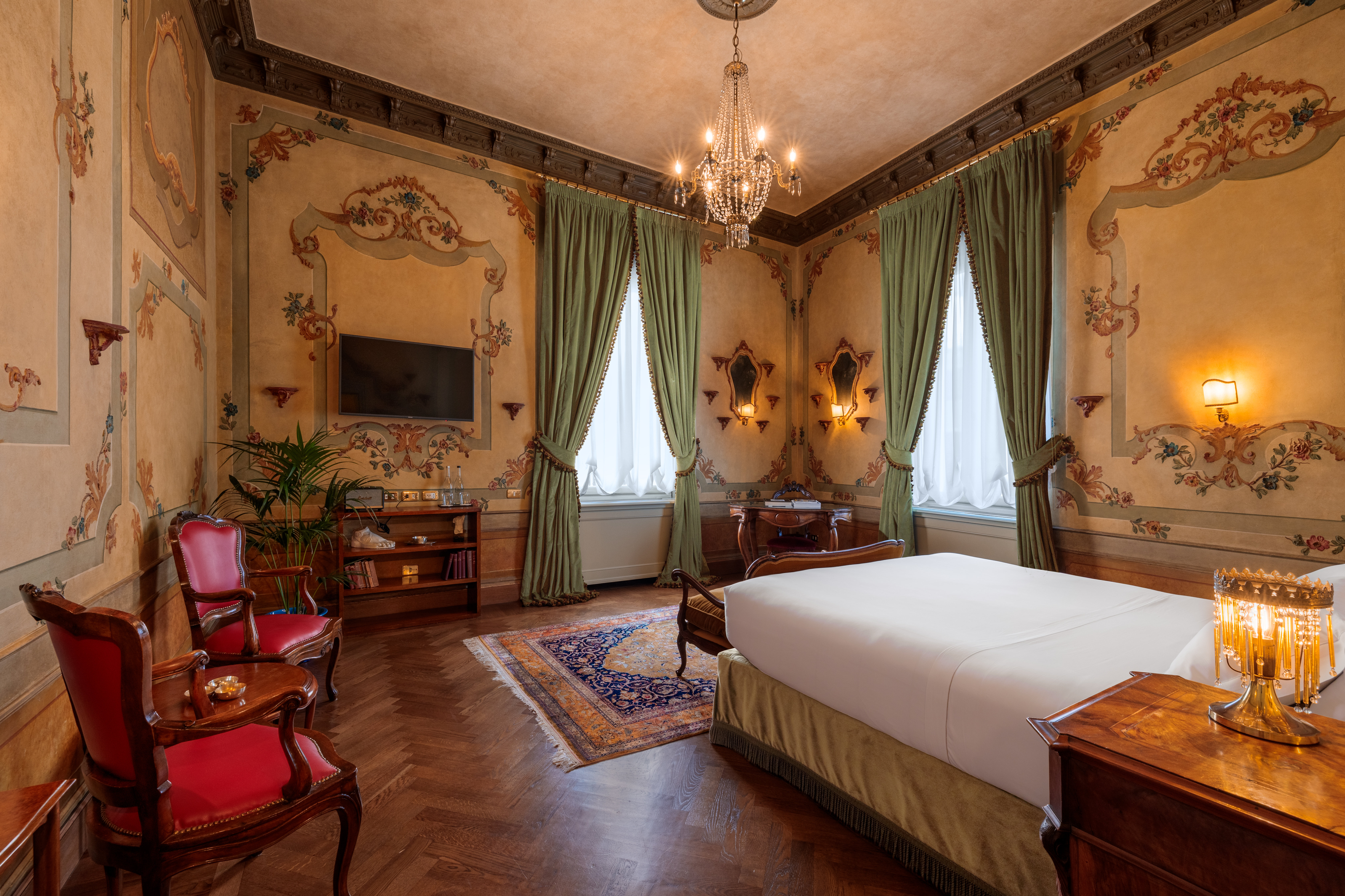 Hotel Locarno 28/73