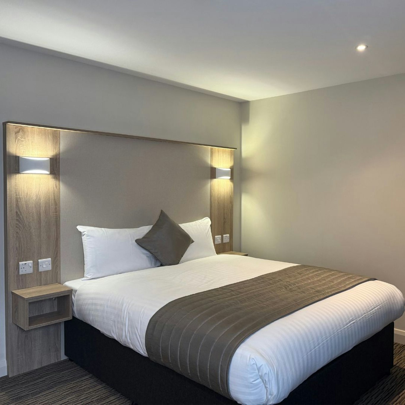 Dragonfly Hotel Bury St Edmunds 9/45
