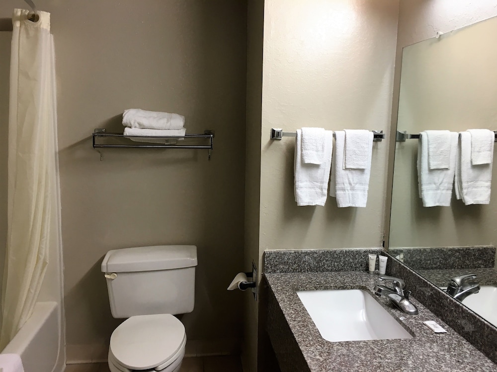 Haven Inn Suites 15/37