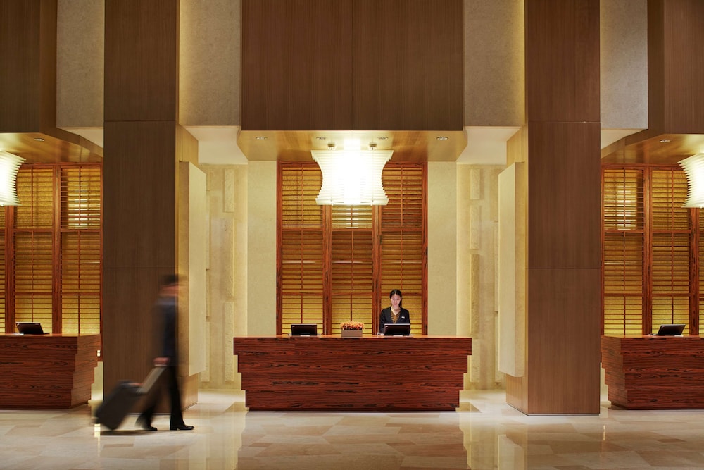 Lobby at Hyatt Regency Qingdao, QINGDAO