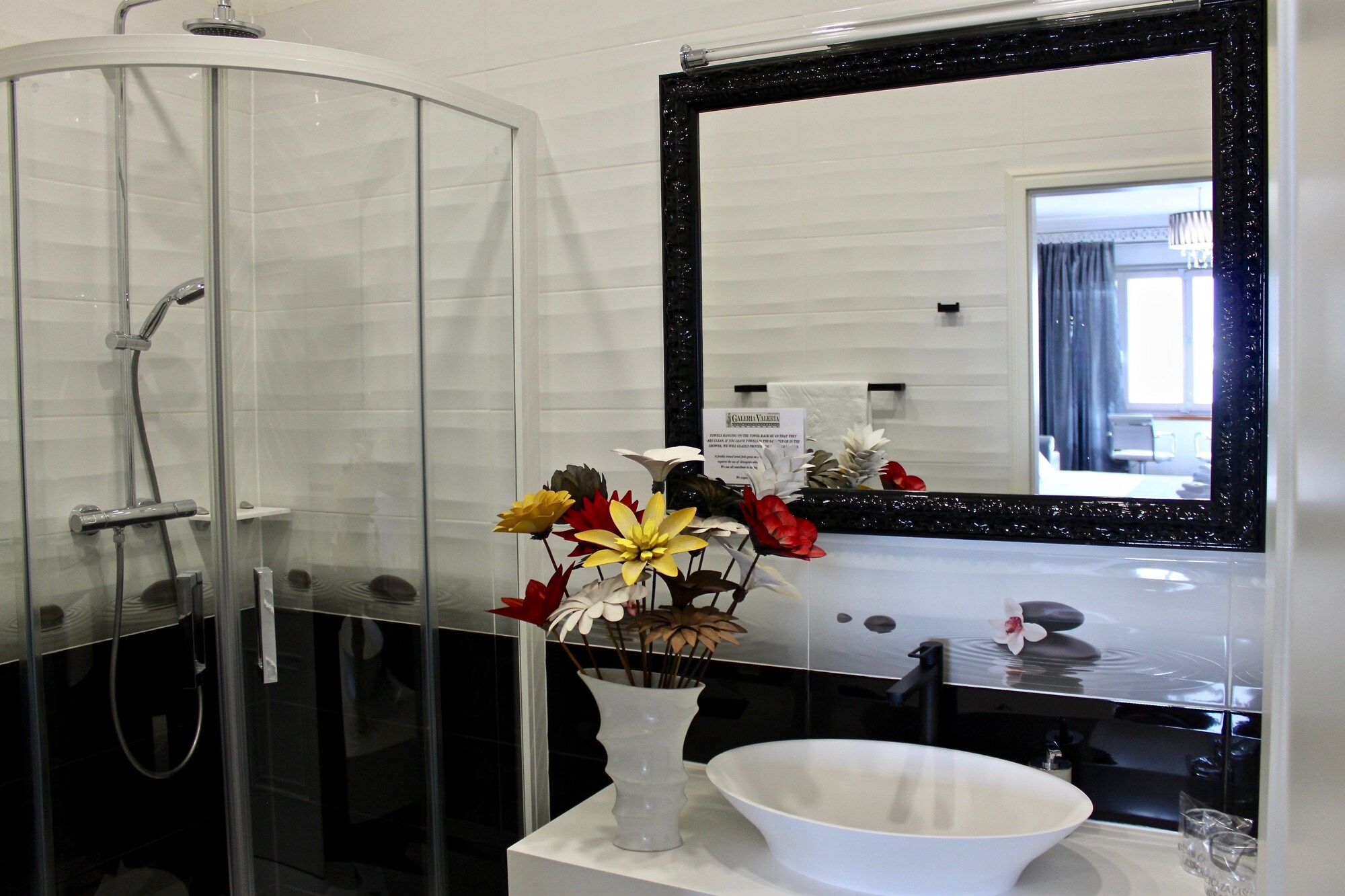 غرفة سوبيريور بسرير كوين، Galeria Valeria Seaside Downtown - MAG Quaint & Elegant Boutique Hotels 5/5
