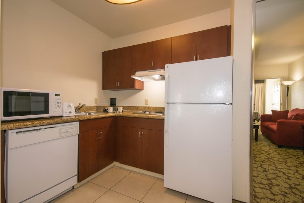 Executive Residency by Best Western Victorville 9/24