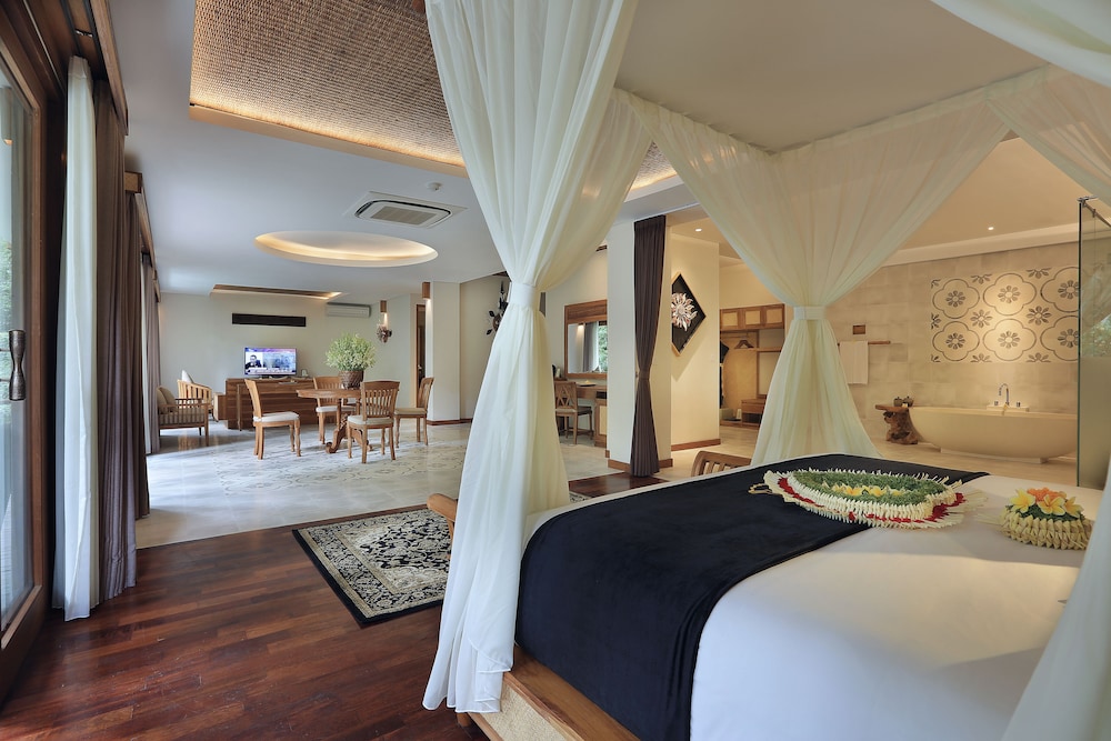 The Sankara Suites & Villas 22/73
