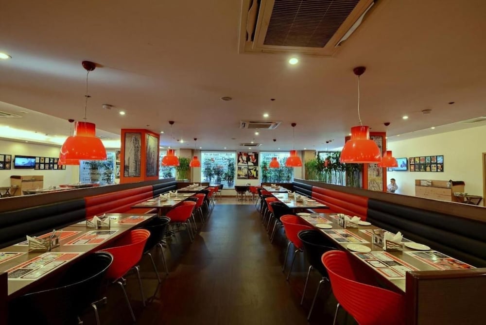 Lemon Tree Hotel, Delhi Airport 38/47