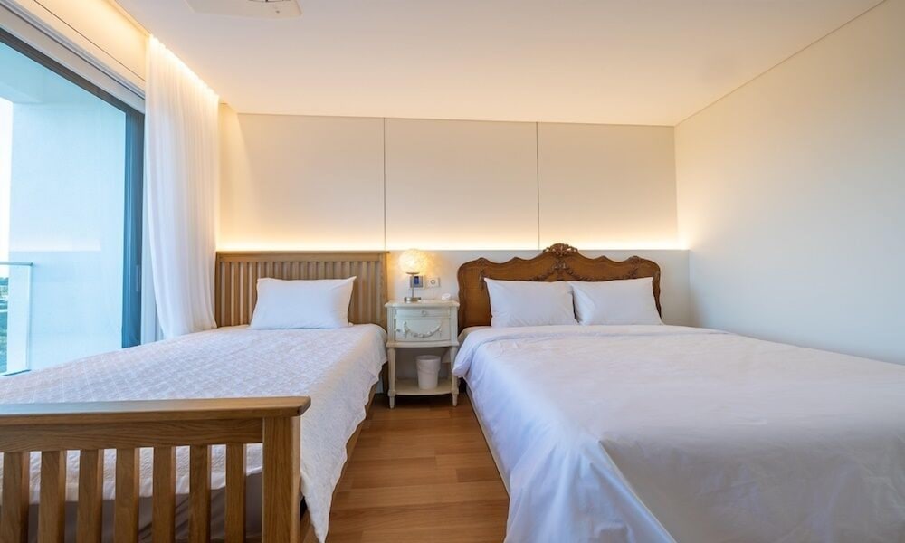 Jeju Bunker Hotel and Resort 20/50