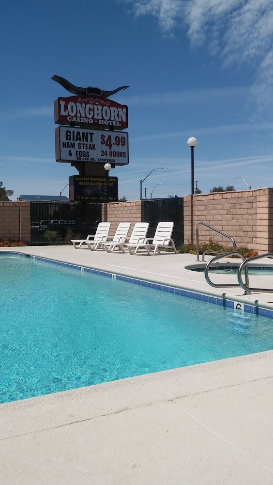 Longhorn Casino & Hotel 35/42