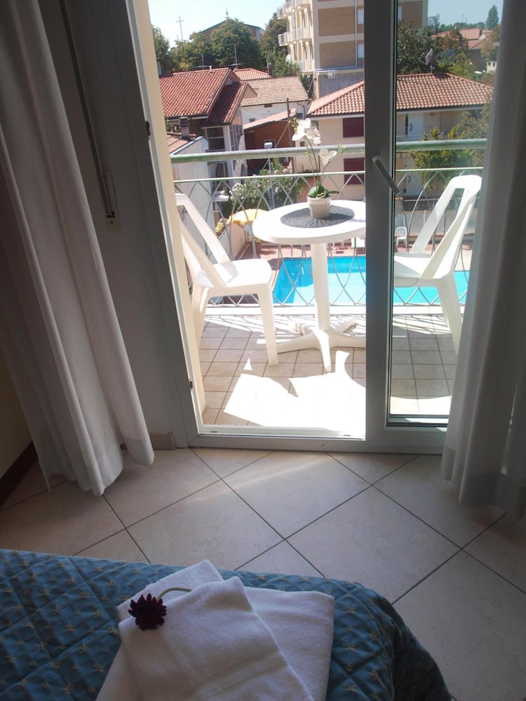 Residence I Girasoli 48/63