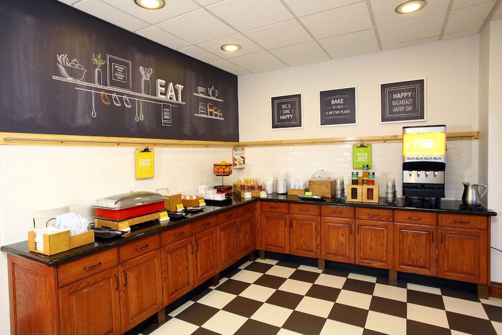 Hampton Inn & Suites Boise/Nampa at the Idaho Center 11/36