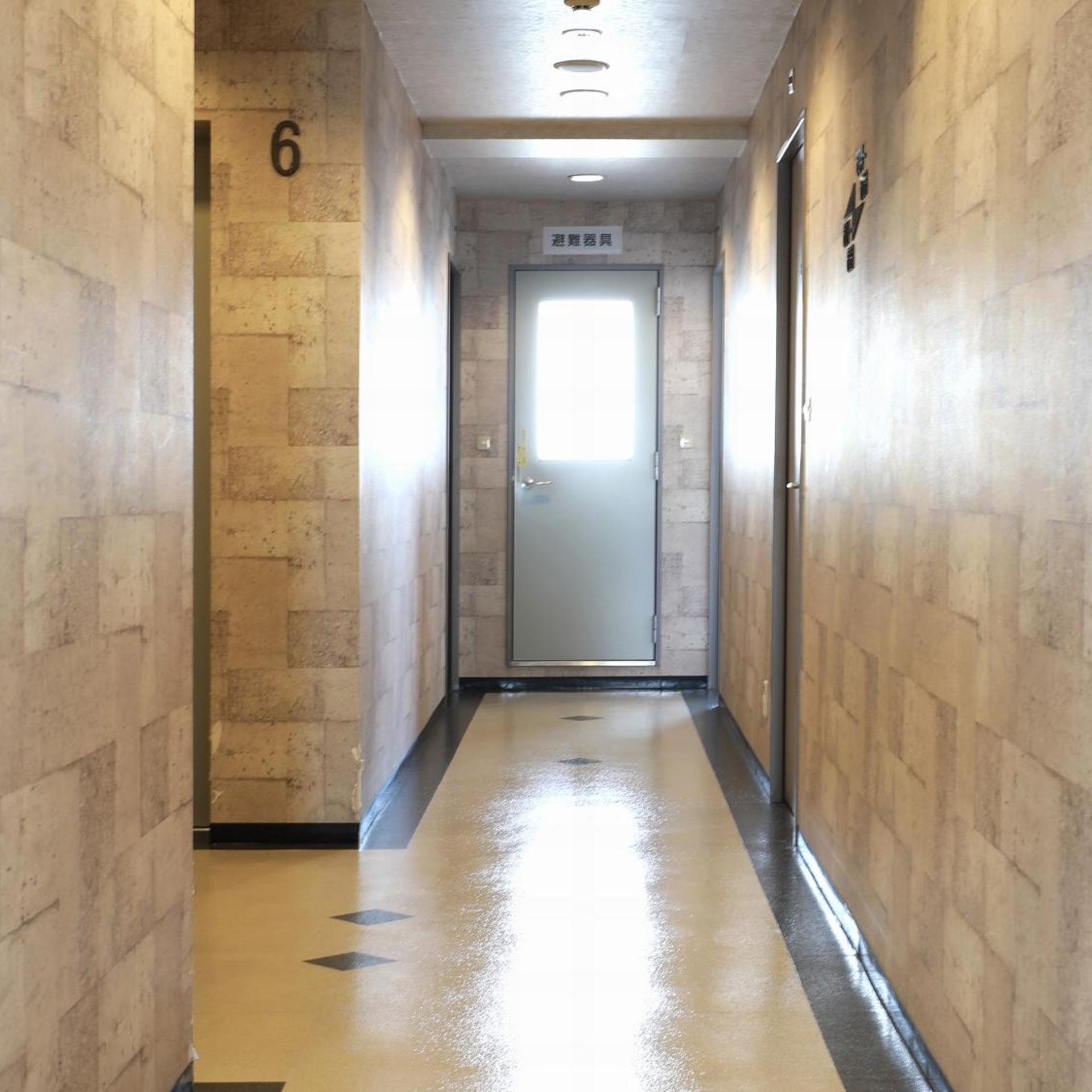Toyama Town Hotel 42/54