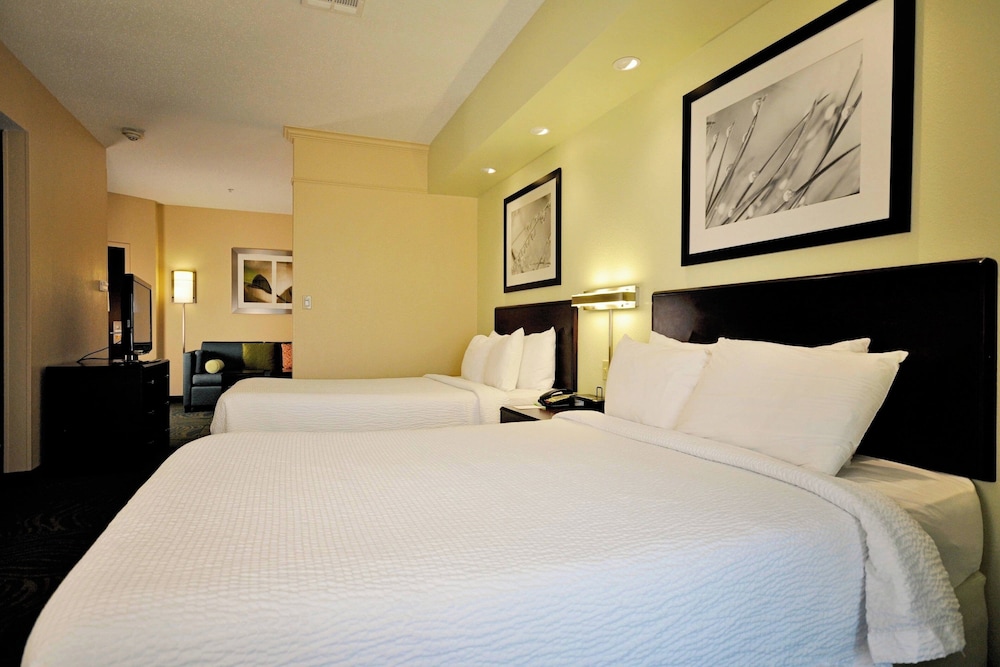 STUDIO, 2 DOUBLE BEDS, ACCESSIBLE