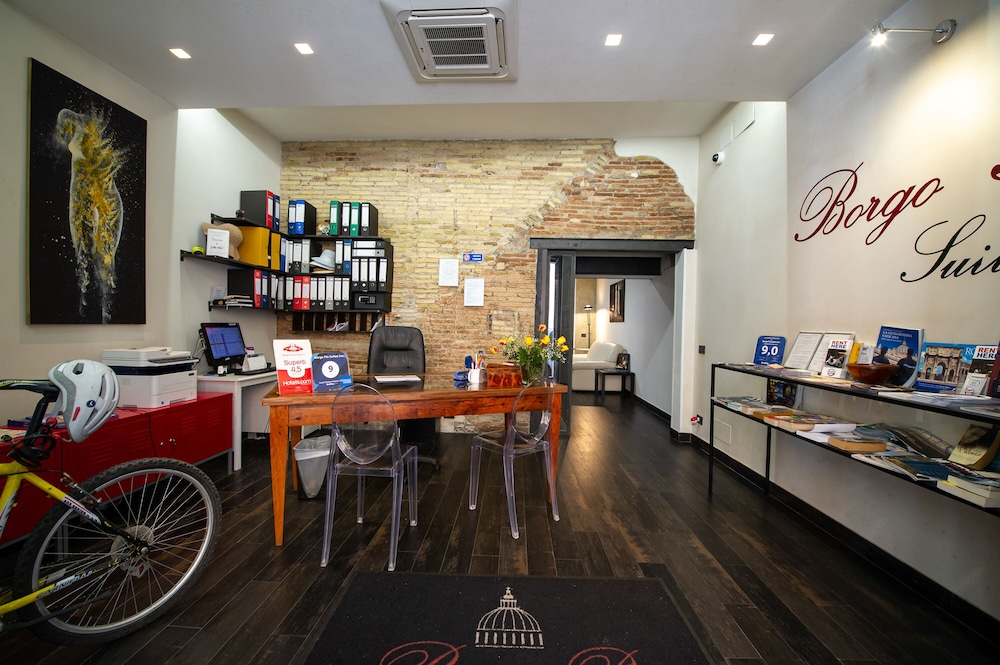 BORGO PIO SUITES INN 46/70