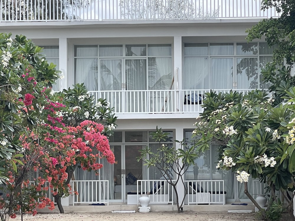 SERI RESORT GILI MENO 5/70