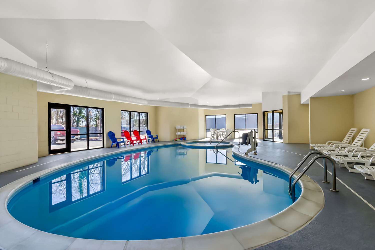 Comfort Suites Salem Roanoke I 81 11/24