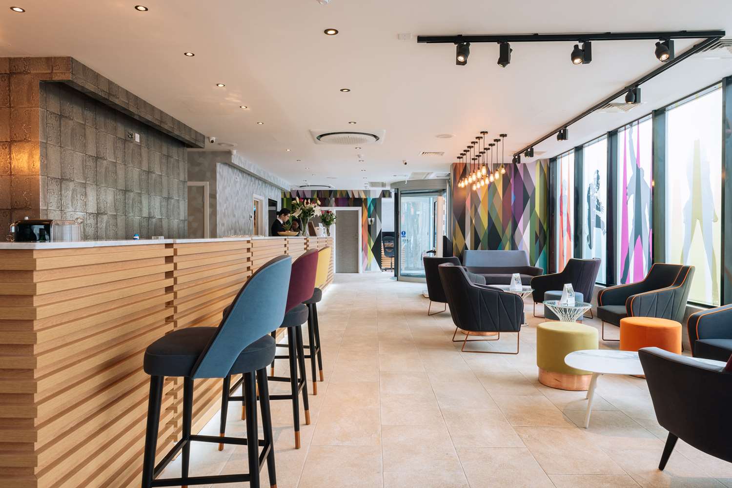 Best Western Plus London Wembley Hotel 25/27