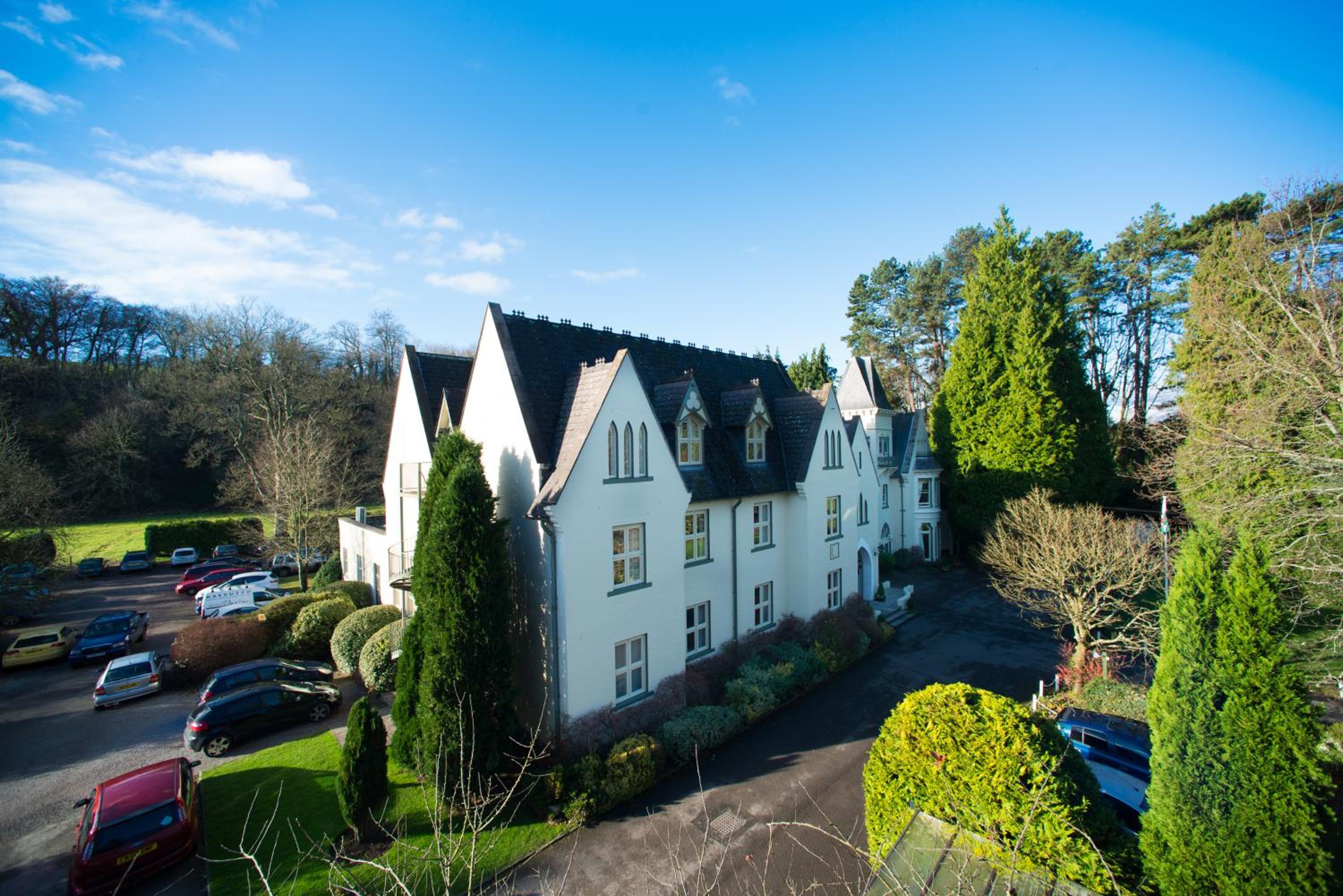 The Glen Yr Afon House Hotel 6/61