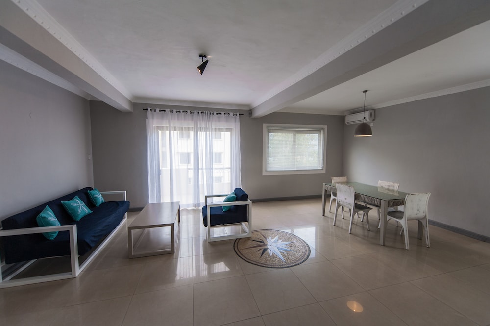 Go Sun Beach Hotel 25/38