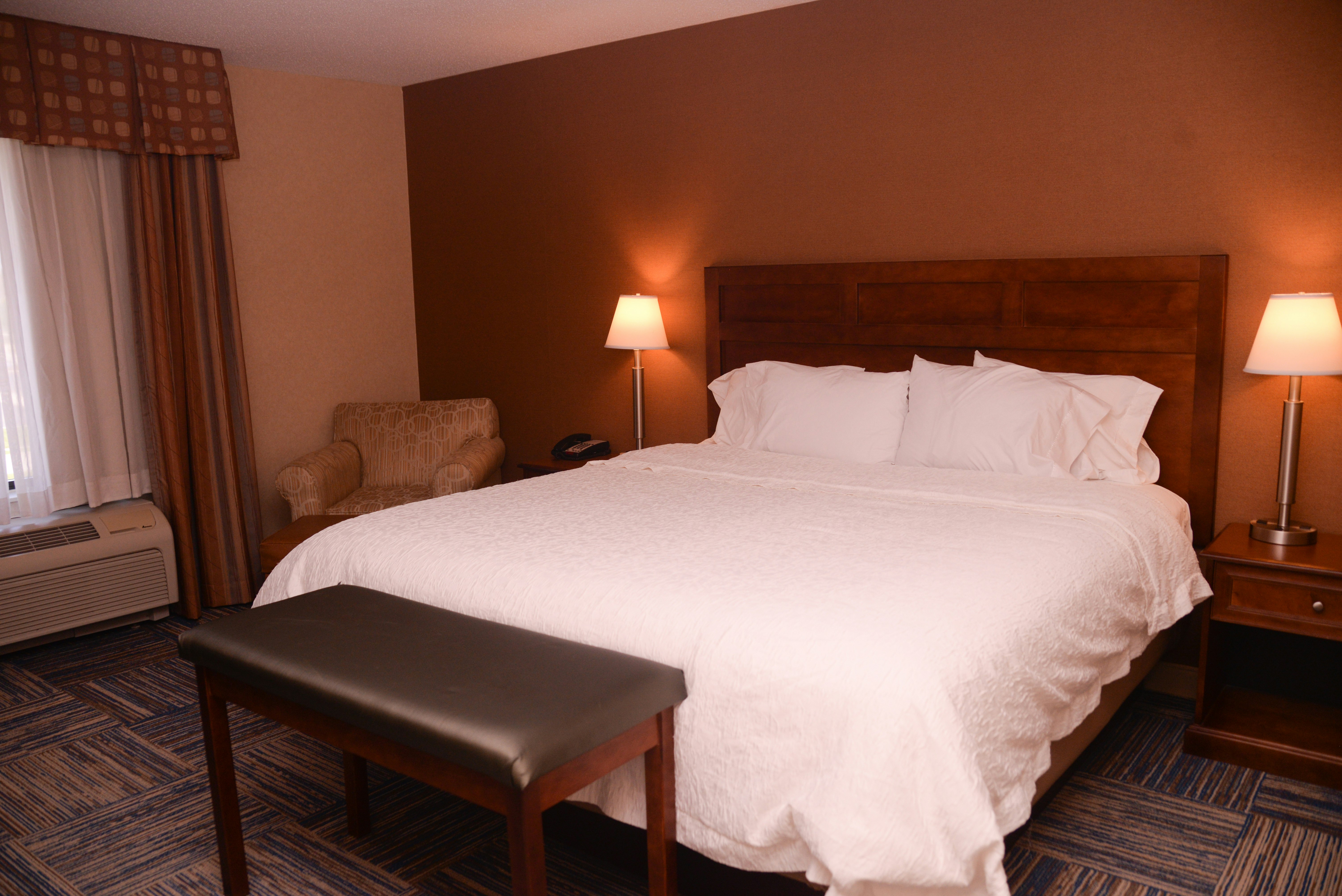Hampton Inn Greenfield 7/36