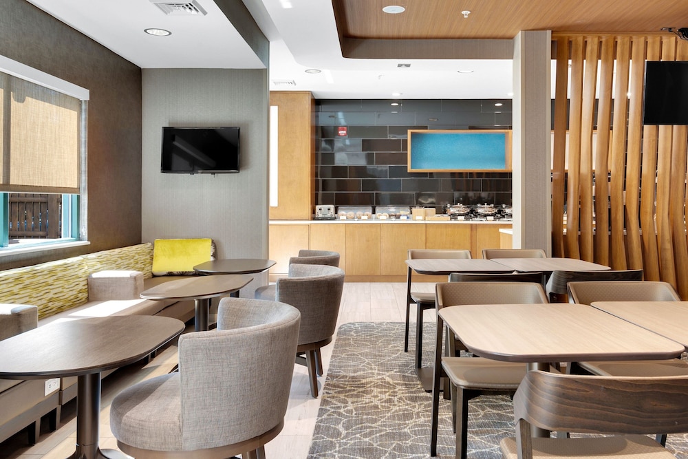 Hotel 44 North Freeport Brunswick 31/41