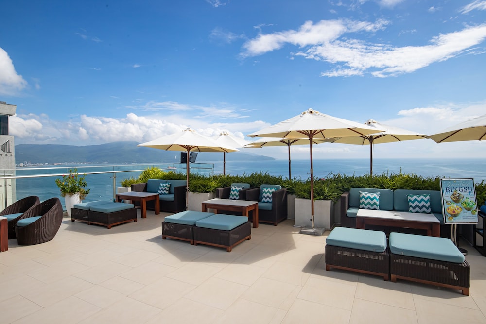 TMS Hotel Da Nang Beach 63/68