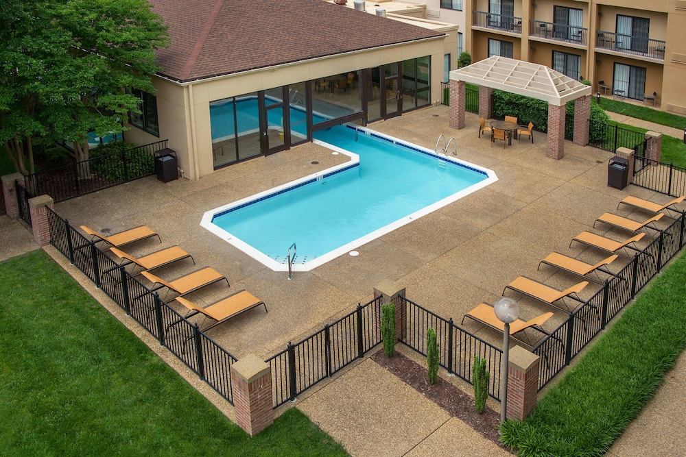Courtyard by Marriott Williamsburg Busch Gardens Area 1/70