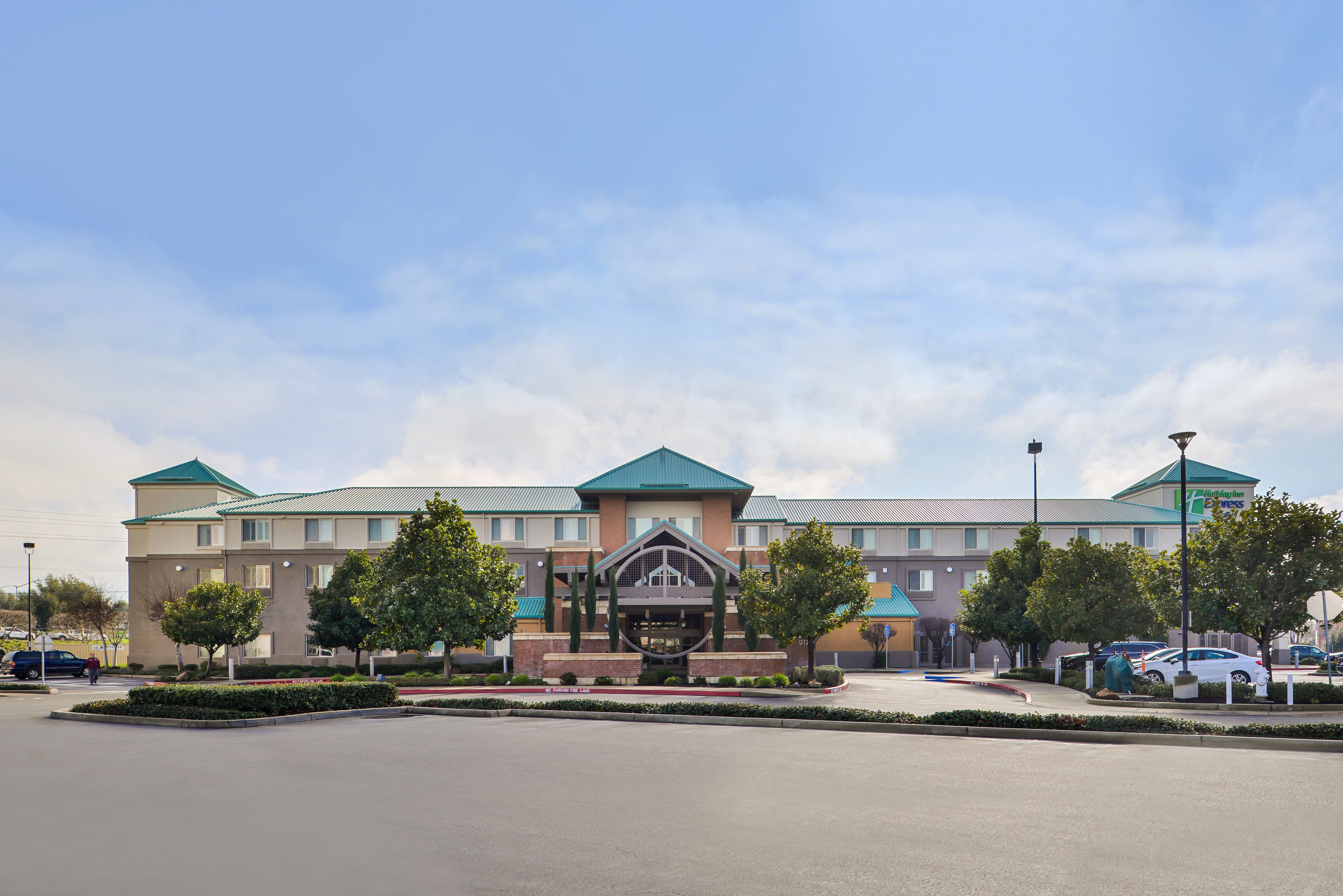 Holiday Inn Express Hotel Suites Elk Grove Ctrl Sacramento S An Ihg Hotel 41/42