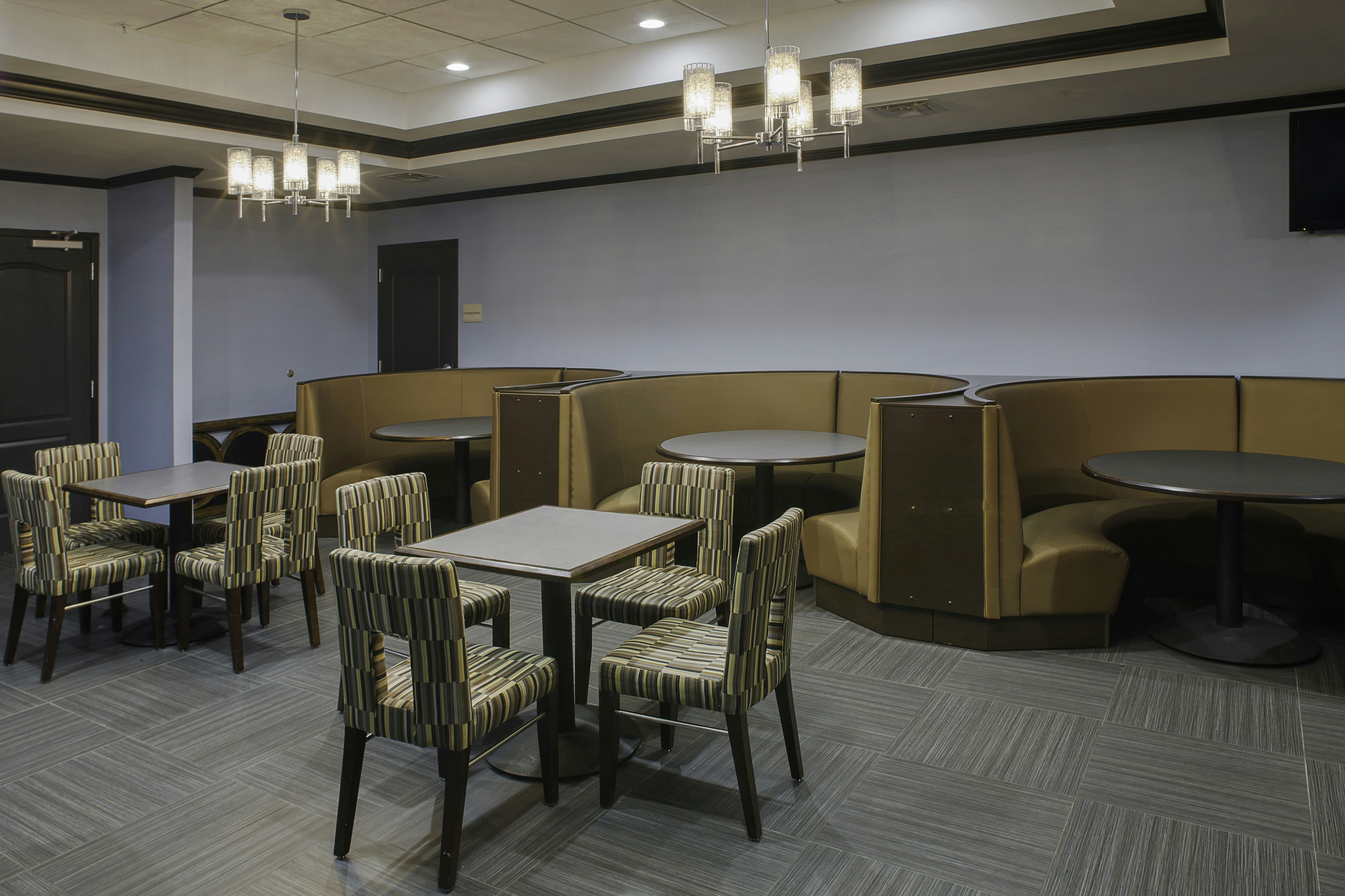 HILTON GARDEN INN JONESBORO 19/22